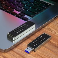 KOVOVÝ USB 3.0 FLASH DISK S HARDWAROVÝM ŠIFROVÁNÍM PIN KÓDEM