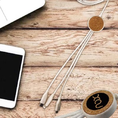 NAPÁJECÍ USB KABEL 3 V 1, KOREK + PŘÍRODNÍ 
KONOPÍ (GOTS CERTIFIKOVÁNO)