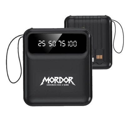 10000 mAh - power banka s vestavěnými kabely, displejem a LED svítilnou